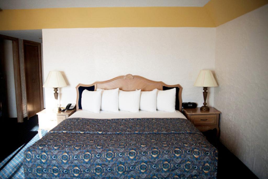 The Chateau Bloomington Hotel And Conference Center Habitación foto